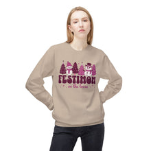 Christmas Mom- Fleece Crewneck Sweatshirt