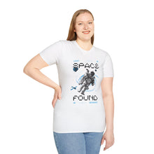 Lost in Space Universe - Classic Fit